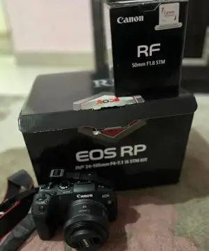دوربین بدون آینه Canon EOS RP همراه لوازم دست دوم