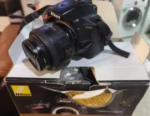 دوربین Nikon D5600فوق‌العاده تمیز و کم‌کارکرد دست دوم