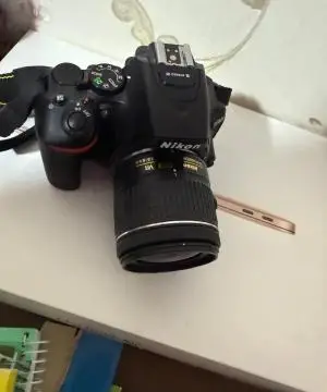 دوربین عکاسی nikon d5600 دست دوم