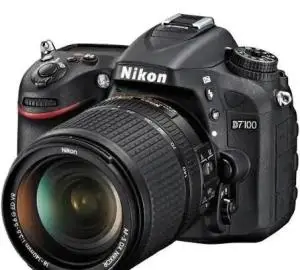 دوربین DSLR نیکون D7100 دست دوم