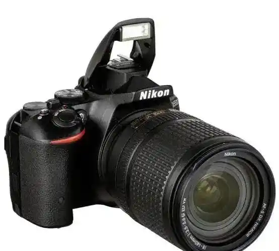 نیکون d5500 دست دو