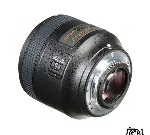لنز پرایم نیکون 85mm دست دو