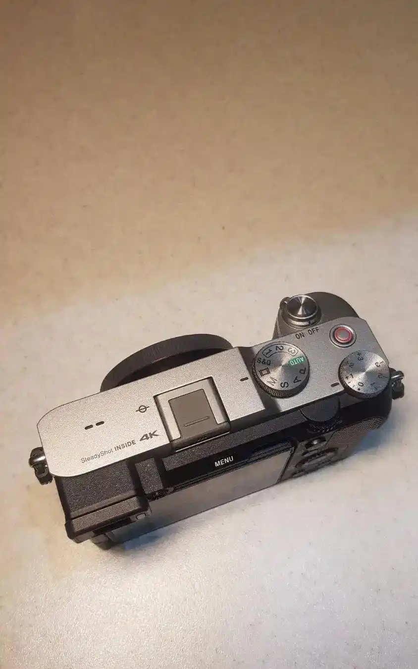 دوربین آلفا سون سی a7c sony دست دو