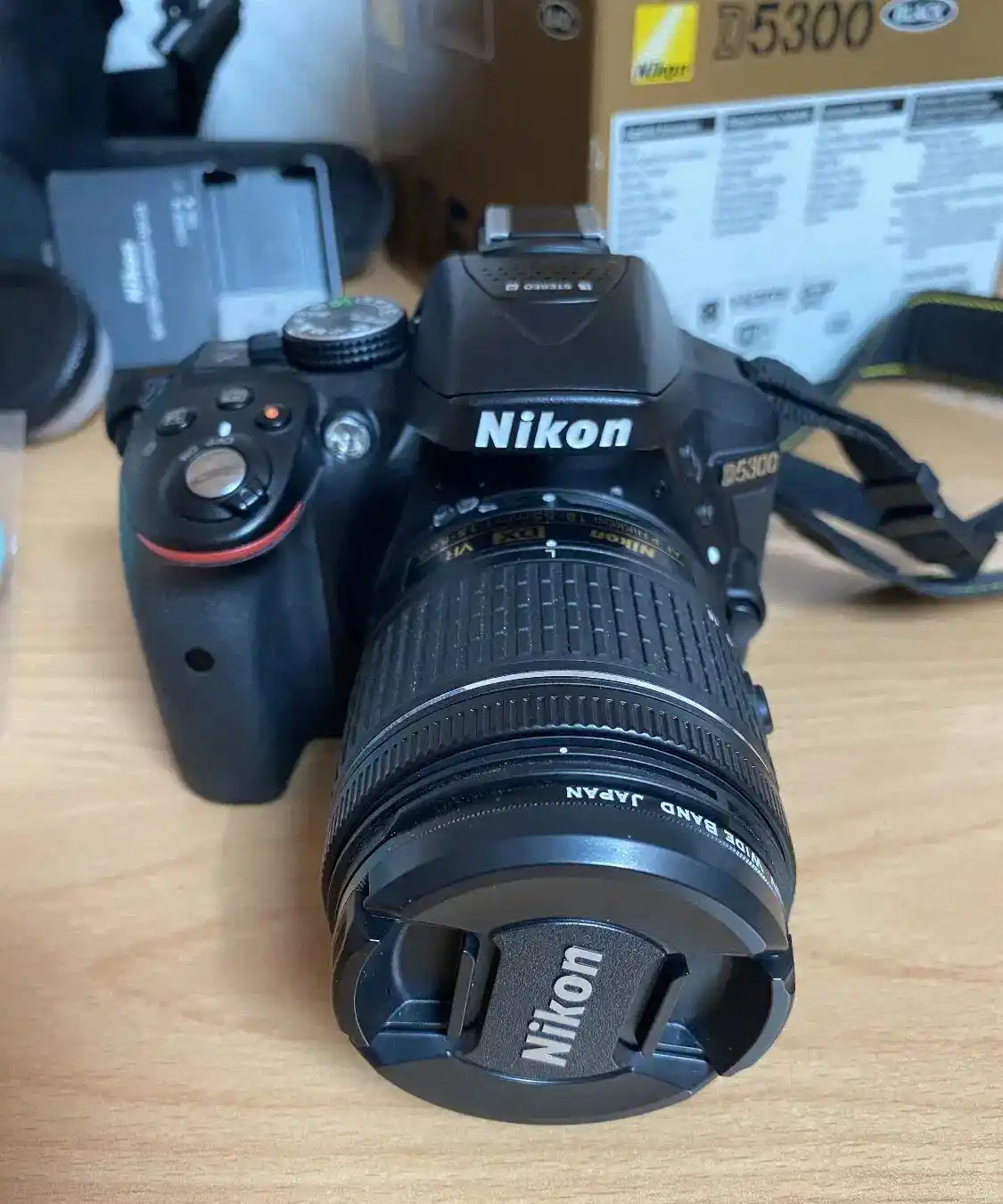 دوربین NIKON D5300  با لنز18-55mm در حد نو دست دو