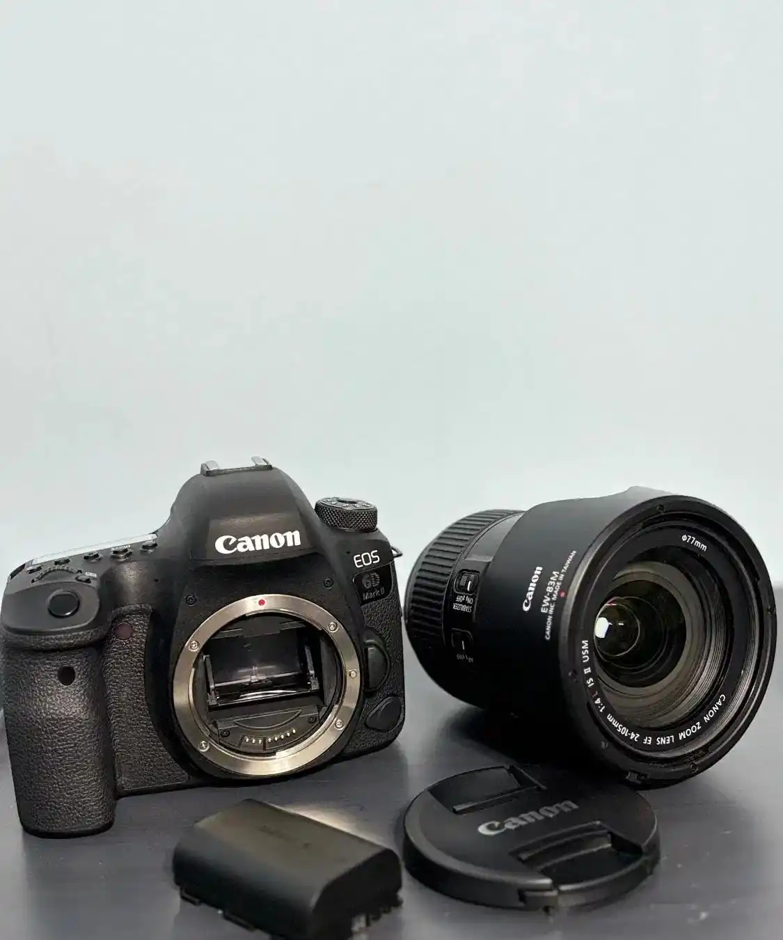 دوربین کانن 6D mark ll Eos زیر ۸۰۰ شات دست دو