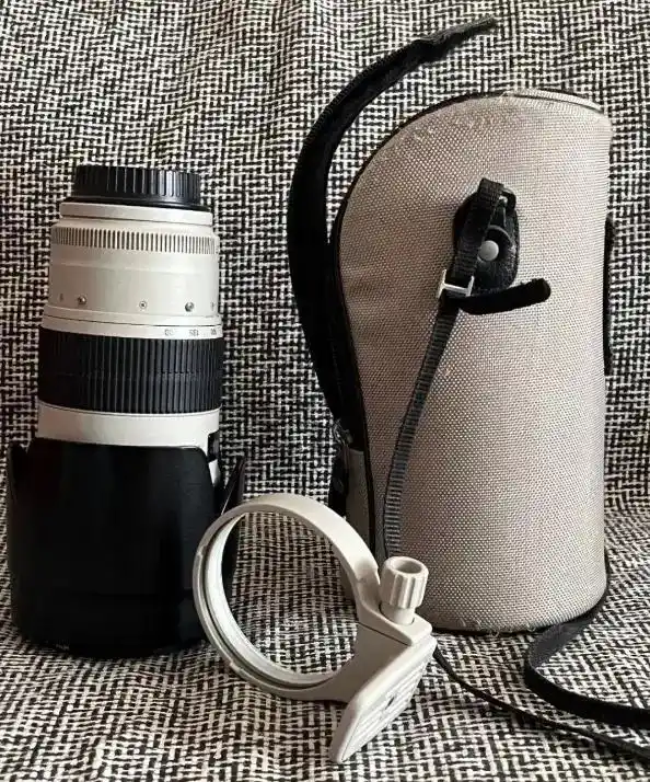 لنز ۷۰/۲۰۰ F2/8 دست دو