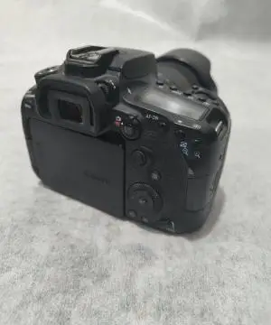 دوربین ۹۰دی کانن و لنز ۵۰ فیکس دست دوم