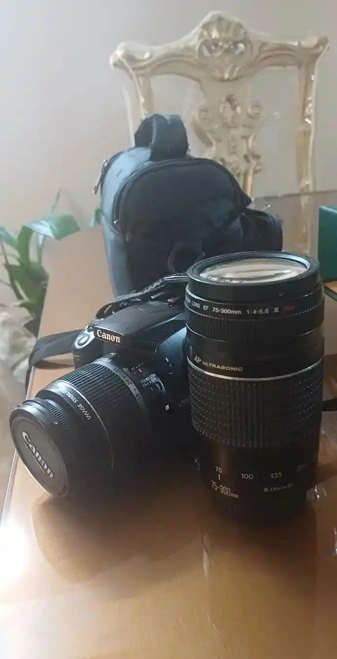 دوربین 400 دی کانن  با لنز ۱۸ ۵۵ استابلایزر دست دو