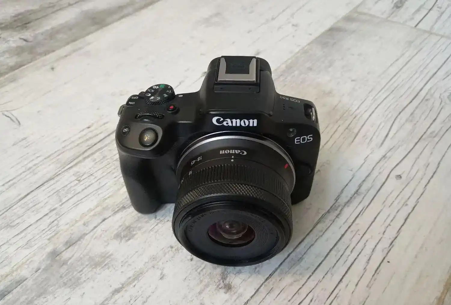 کنون r50 و لنز ۵۰ rf و رم256 u90 دست دو