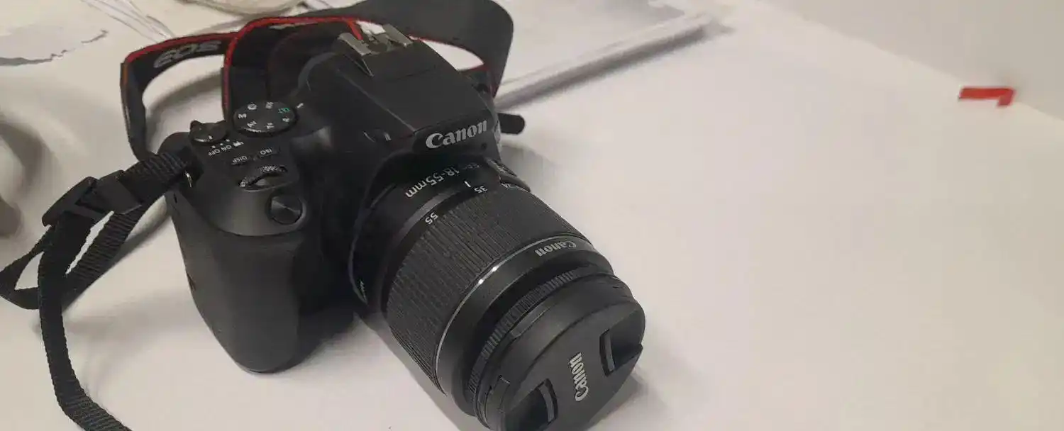 دوربین کنون d250 دست دو