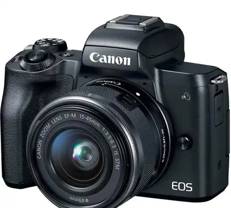 دوربین cannon M50 mark I دست دو