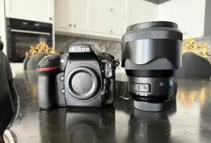 دوربین نیکون d810 با لنز ماکرو 105 دست دوم