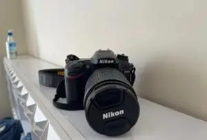 دوربین نیکون d7200 با لنز 18 *140 دست دوم