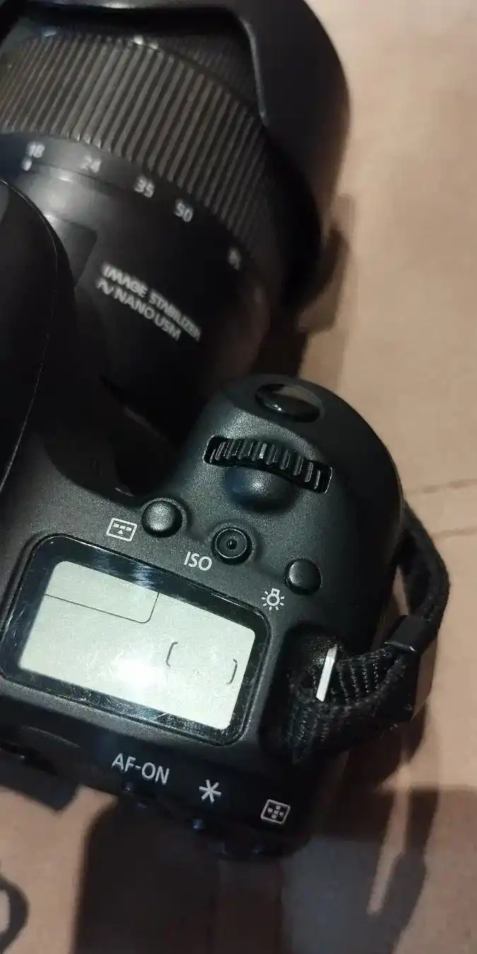 کنون ۷۷ دی دست دو