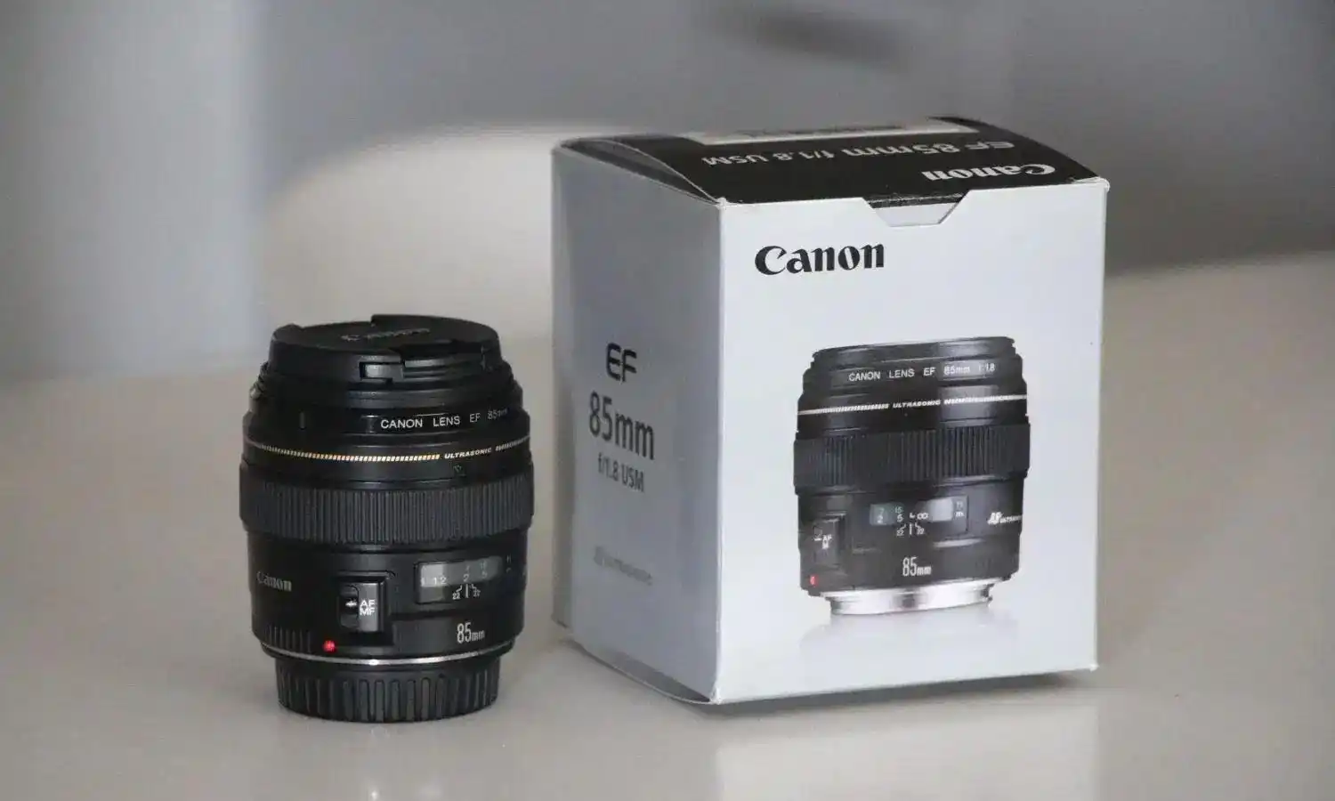 لنز پرایم Canon EF 85mm f/1.8 USM دست دو