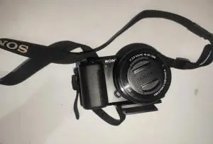 دوربین سونی مدل ZV-E10 دست دوم