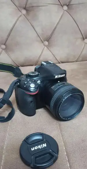 دوربین کارکرده نیکن d5200 دست دوم