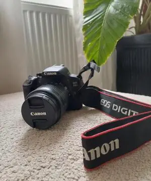 دوربین کانن 700d +18-55 دست دوم
