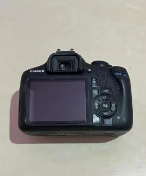 دوربین عکاسی کانون d2000 دست دوم