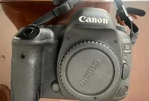 دوربین کانن 5d mark iv دست دوم