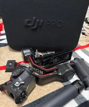 گیمبال دی جی آی DJI RS4 Combo دست دوم