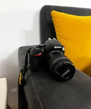 دوربین Nikon D3500با لنزVR18-55 دست دوم