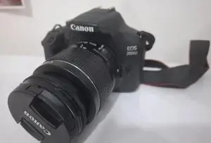 دوربین عکاسی در حد نو،تخفیف هم دارد دست دوم