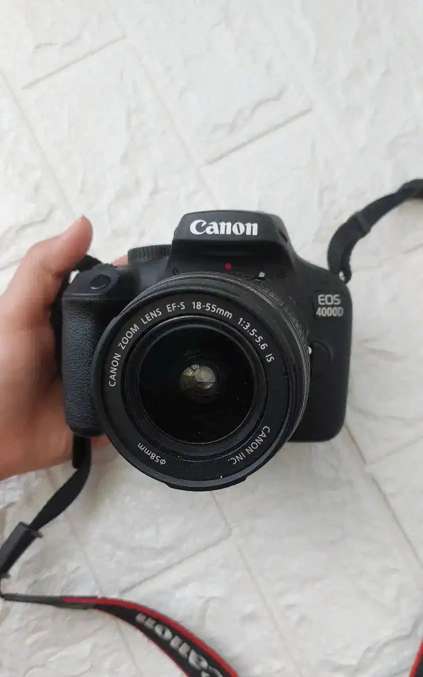 Canon4000Dدوربین دست دو