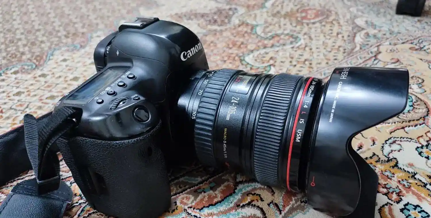 دوربین کنون 5D iv دست دو
