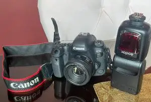 دوربین کانن canon 6d مارک 2 دست دوم