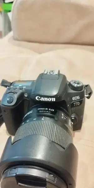 دوربین حرفه ای 77d کانن به همراه لنز پنجاه فیکس دست دوم