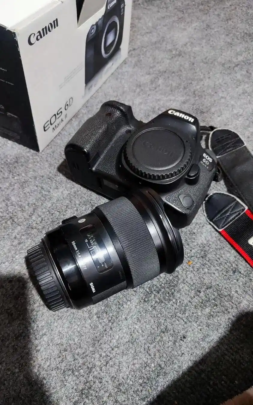 دوربین 6d ii کنون دست دو