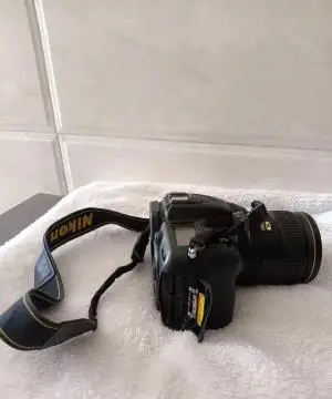 دوربین نیکون d7100 دست دوم