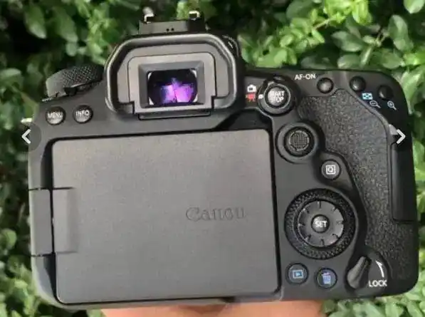 دوربین عکاسی کانن دست دو