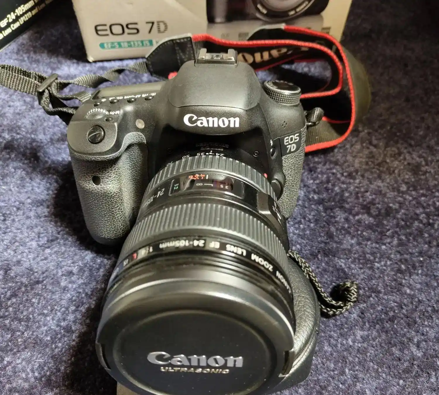 دوربین کنون Canon 7D همراه با تجهیزات دست دو