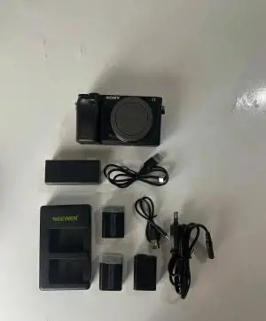 دوربین a6400  سونی  درحد اکبند دست دوم