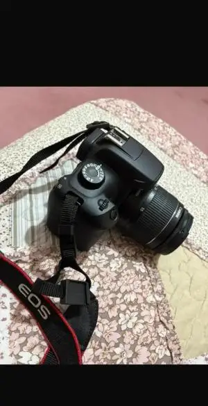 دوربین کانن ۴۰۰۰ d دست دوم