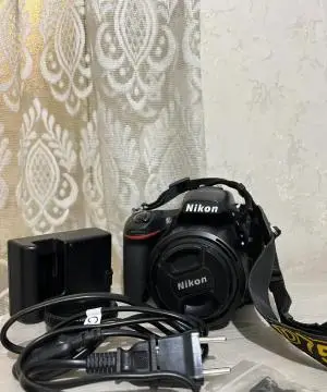 دوربین D750 nikon lens 24 120 به همراه لنز کیت دست دوم