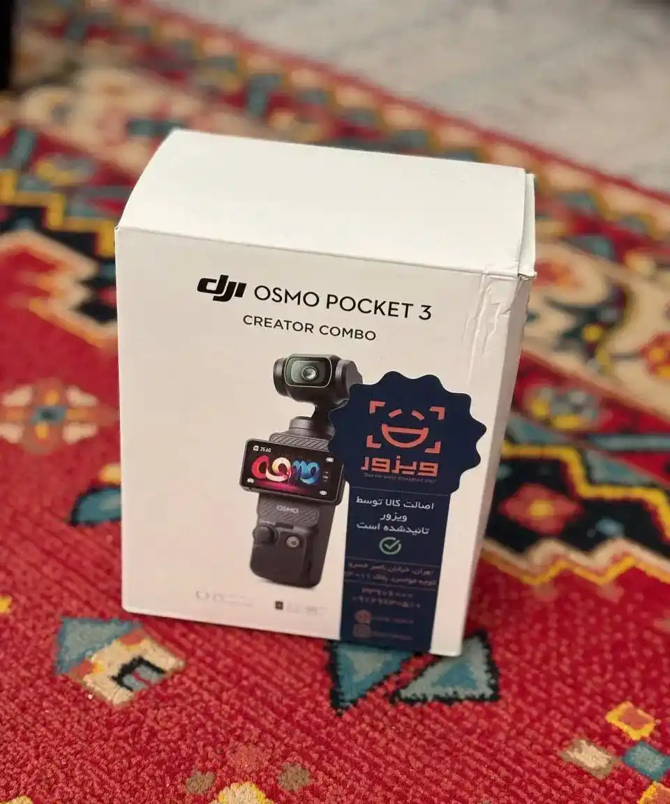DJI Osmo Pocket 3 Combo دست دو