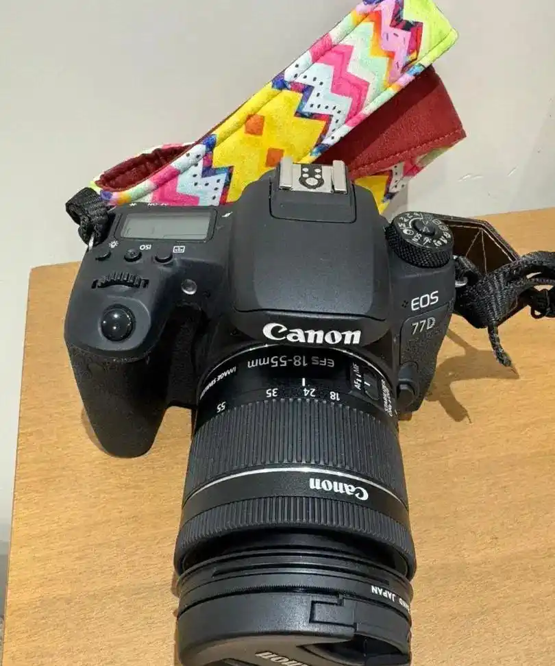 دوربین عکاسی مدل 77D + لنز  55-18 دست دو