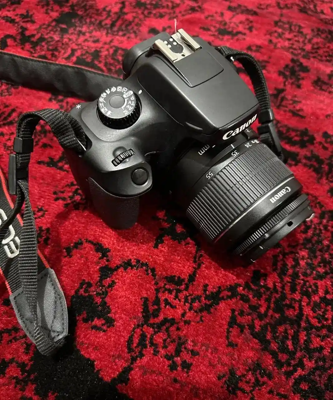 دوربین کانن canon 4000d دست دو