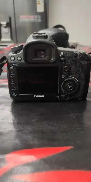 دوربین حرفه ای کانن   | Canon 5D Mark III دست دوم