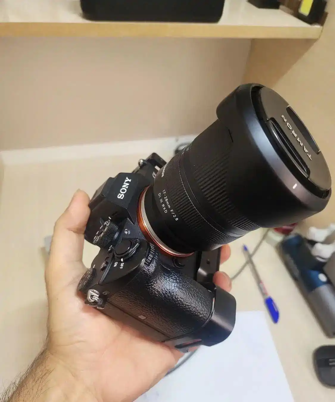 sony a7r iii دست دو