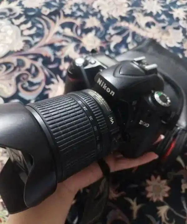 دوربین نیکون d90 دست دو