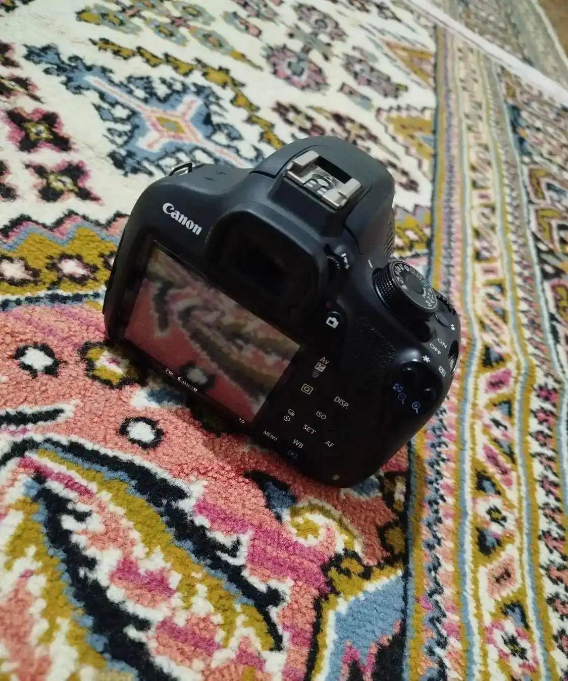 دوربین عکاسی کنون دست دو