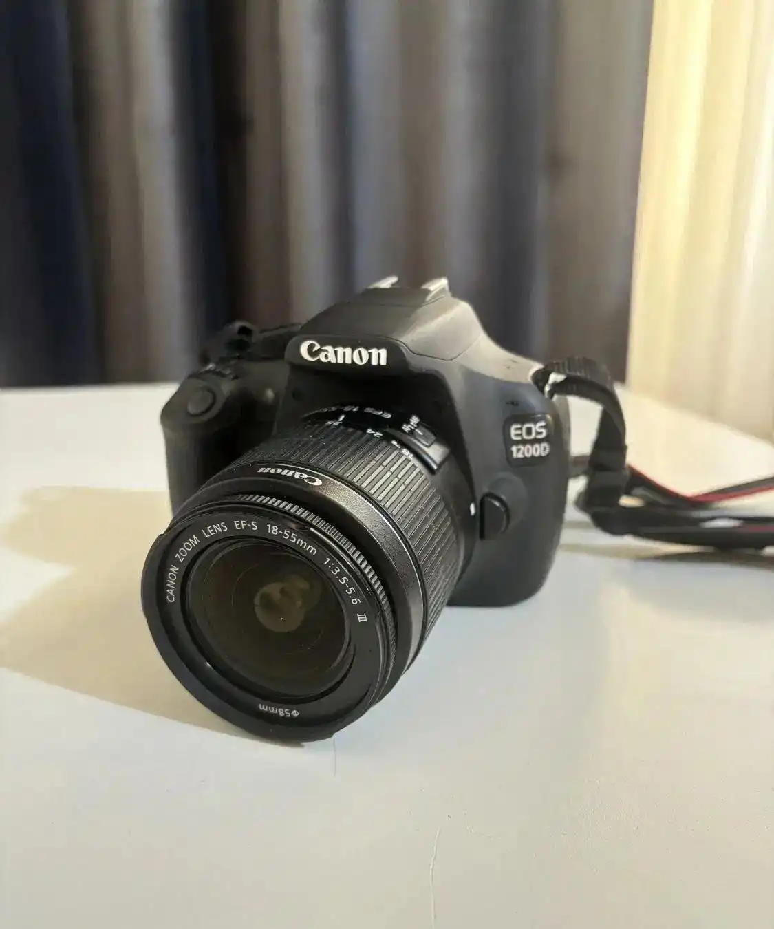 دوربین Canon 1200D دست دو