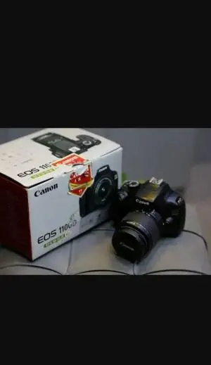 دوربین کنون در حد آکبند دست دوم