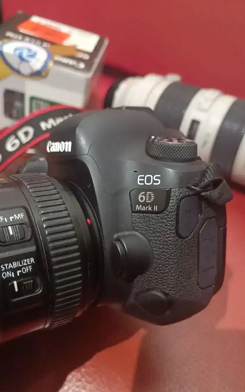 دوربین کانن6d مارک ۲ به همراه ۳ لنز دست دو