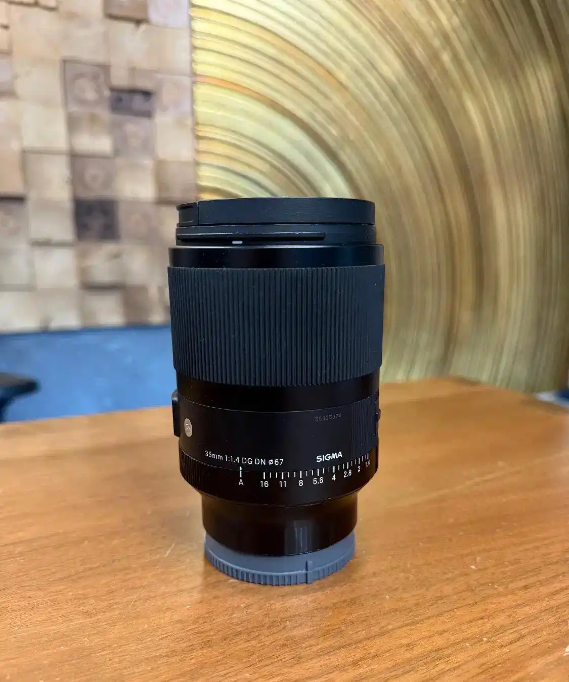 لنز سیگما 35mm f1.4 DGDGسونی بسیار تمیزبامهلت تست دست دو