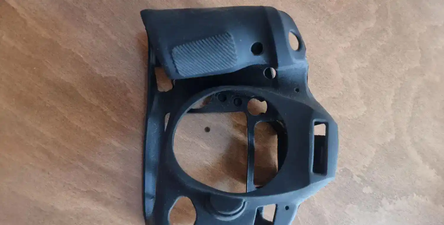کاور سیلیکونی دوربین کنان 6d مارک ۲ دست دو